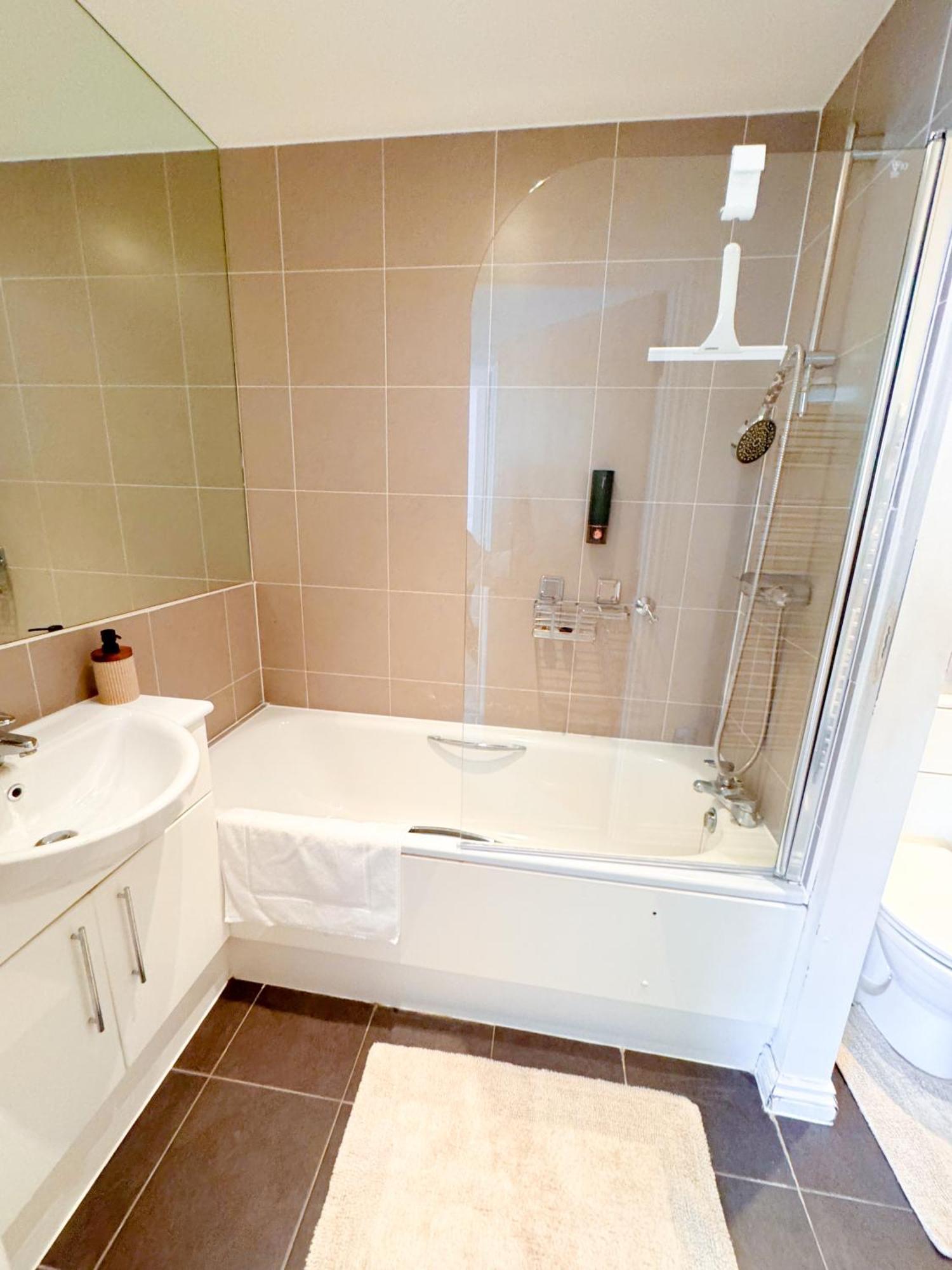 Apartamento Family Battersea With Balcony In